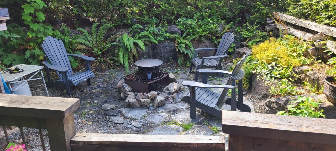 A Shack In The Woods Villa Port Renfrew Buitenkant foto